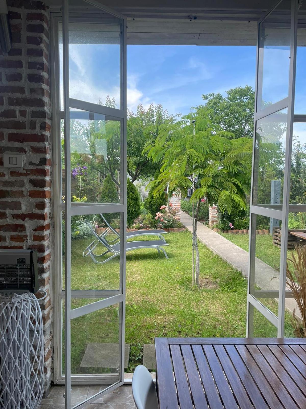 Casa Mediterana 農家樂 Două Mai